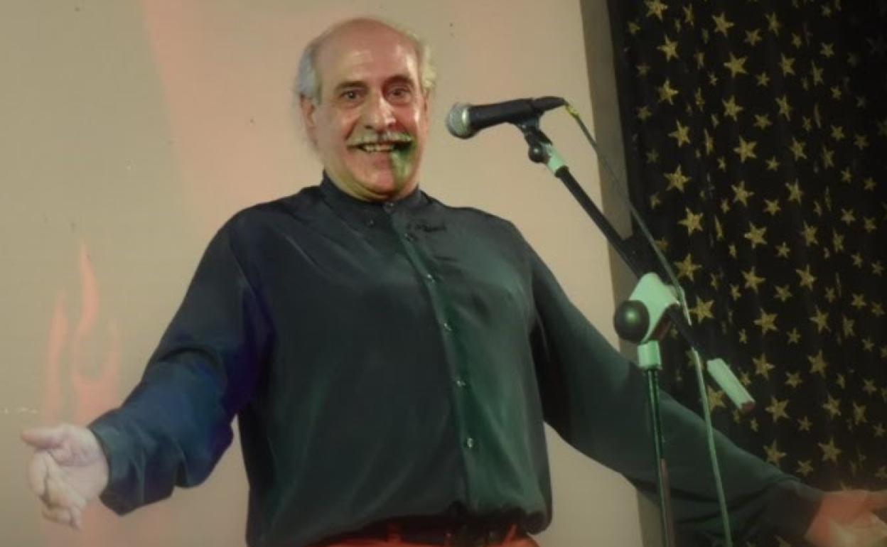 Antonio Criado en una de sus actuaciones en el festival benéfico de Navidad .