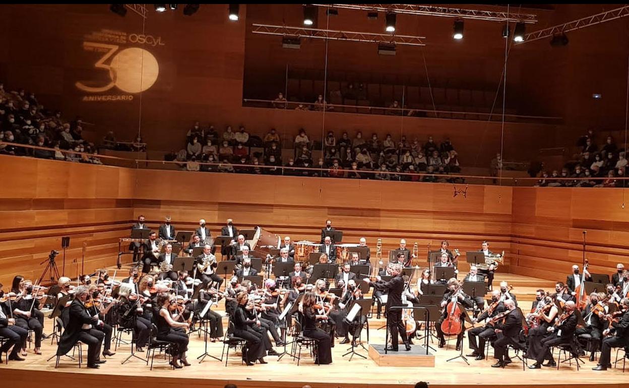 Un momento del concierto de la Oscyl celebrado en el MIguel Delibes. 