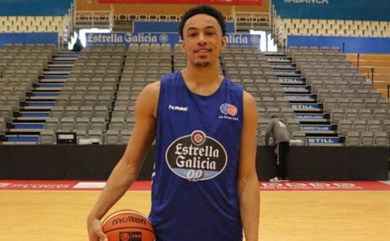 Elijah Brown debuta en Valladolid con la camiseta de Palma. 