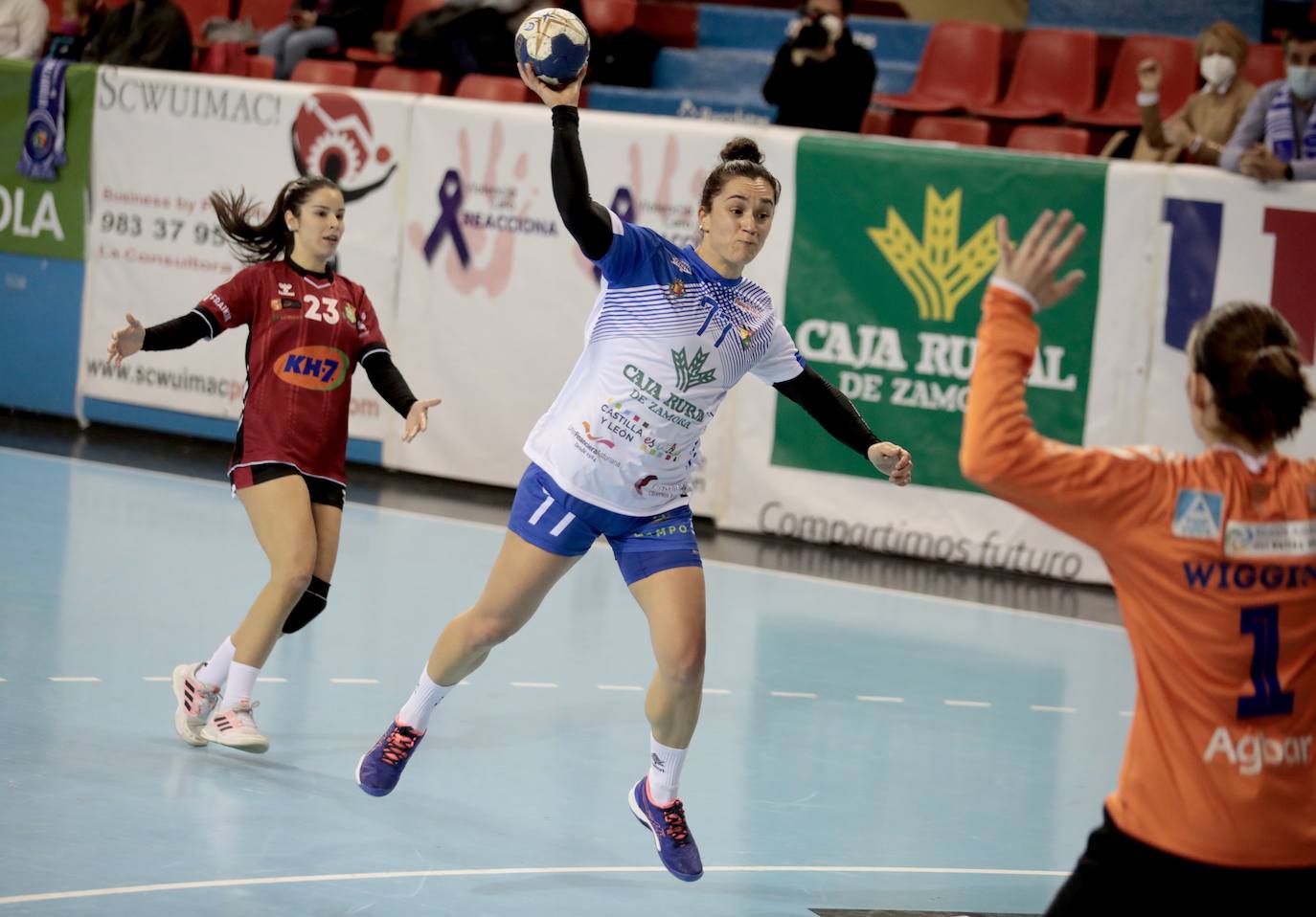 Partido entre el Caja Rural Aula y el Granollers.