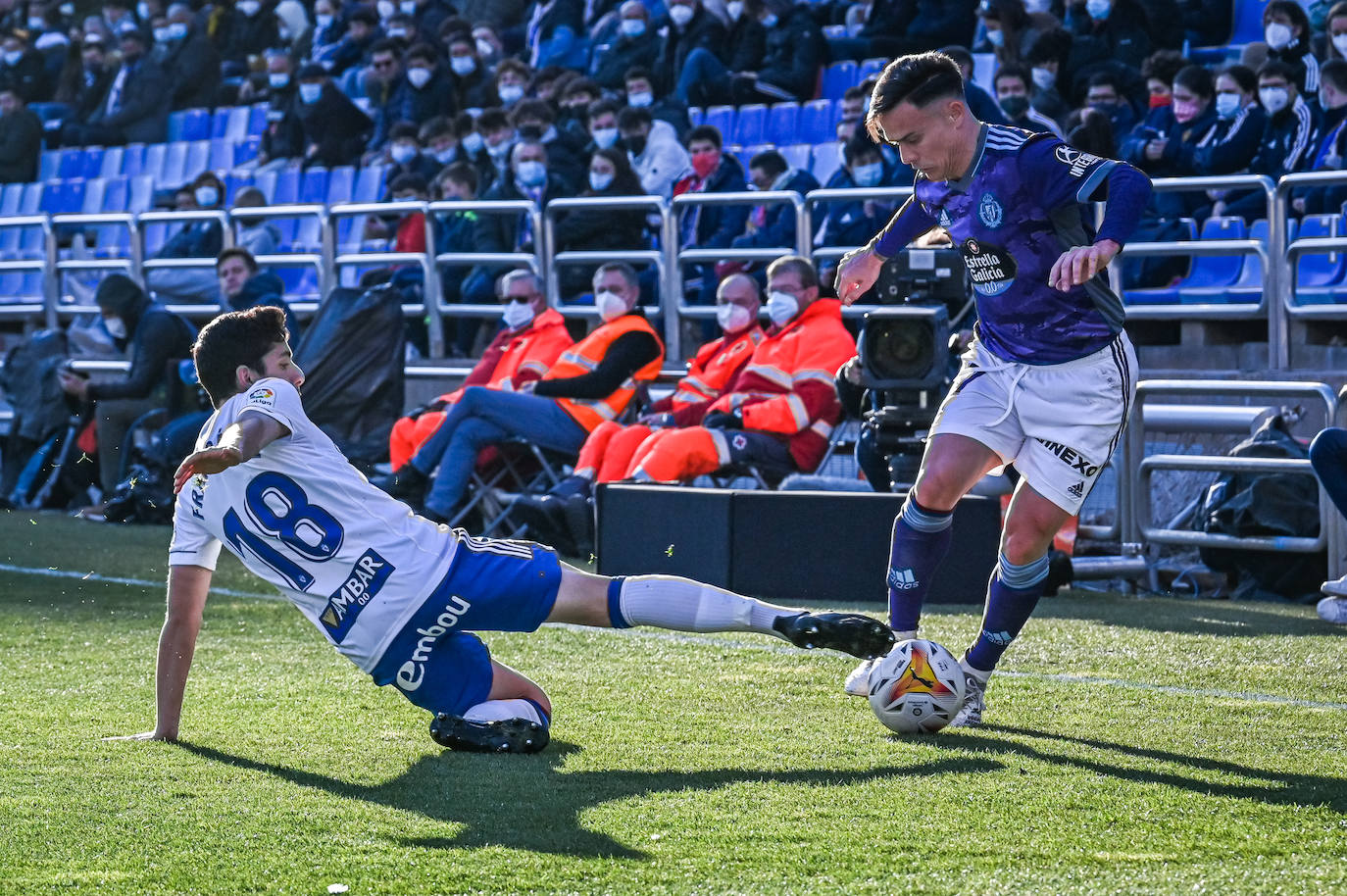 Partido entre el Real Zaragoza y el Real Valladolid, en La Romareda. 