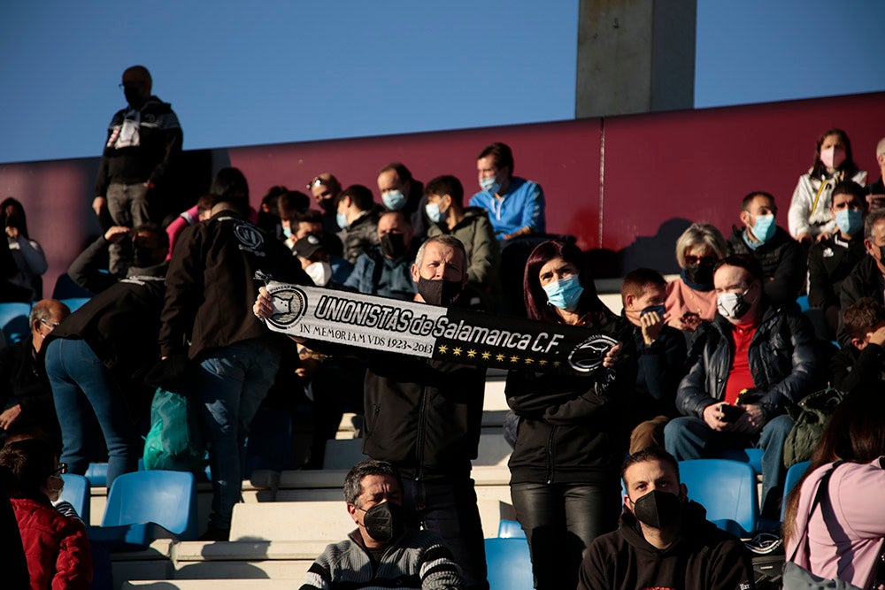 Locura final en el primer partido del año en el Reina Sofía con una remontada que hizo vibrar a la afición