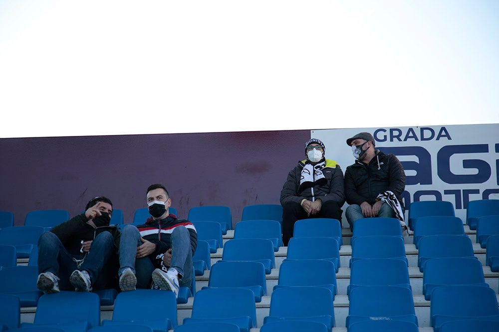 Locura final en el primer partido del año en el Reina Sofía con una remontada que hizo vibrar a la afición