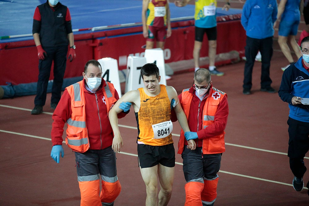 Bruno Hortelano, ilustres integrantes del 4x400, junto al salmantino Álvaro de Arriba, los grandes protagonistas de la tarde de atletismo en la Carlos Gil Pérez