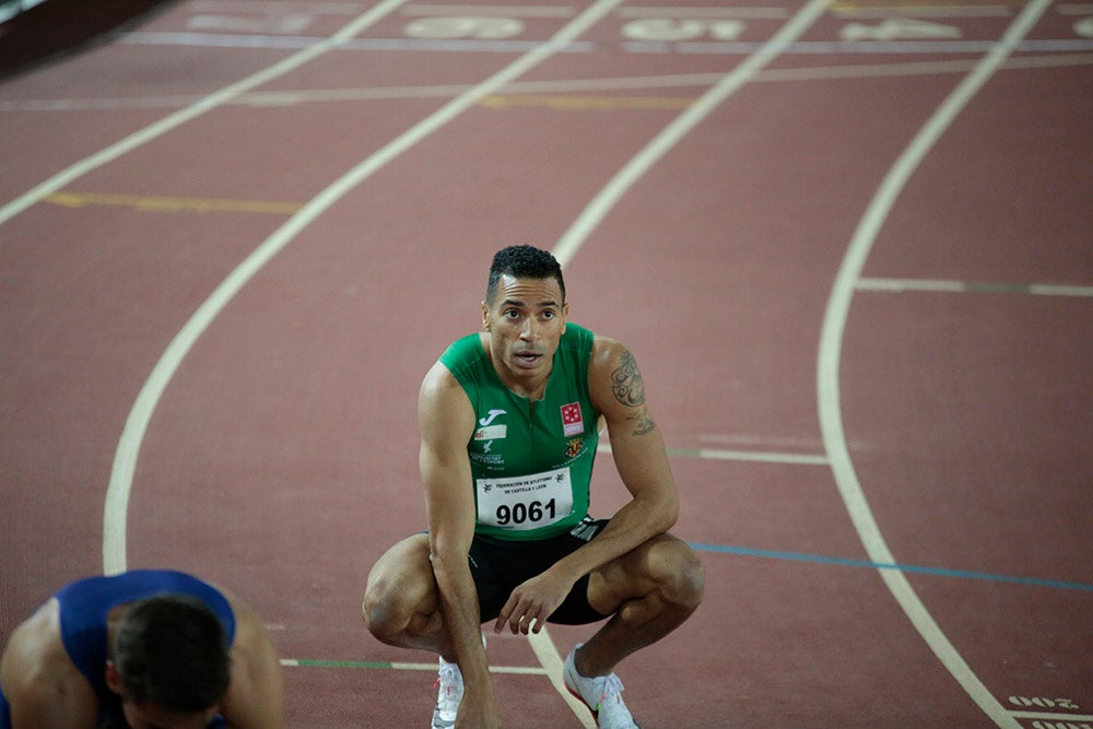 Bruno Hortelano, ilustres integrantes del 4x400, junto al salmantino Álvaro de Arriba, los grandes protagonistas de la tarde de atletismo en la Carlos Gil Pérez