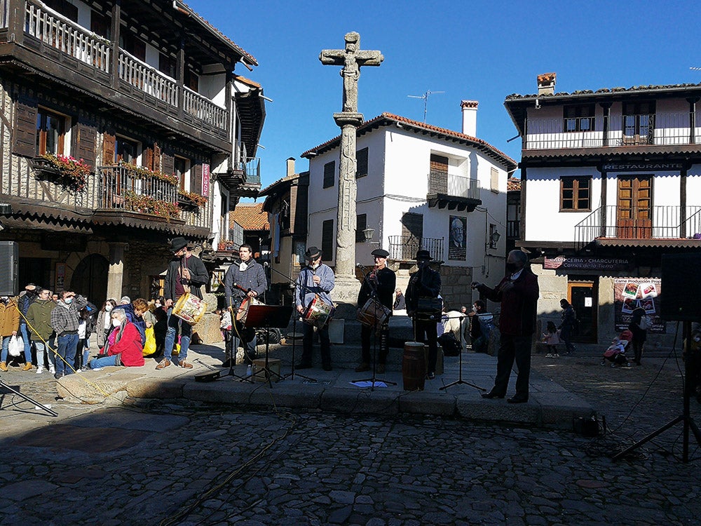 La Alberca recuerda la solidaridad del pueblo en la rifa del marrano de San Antón