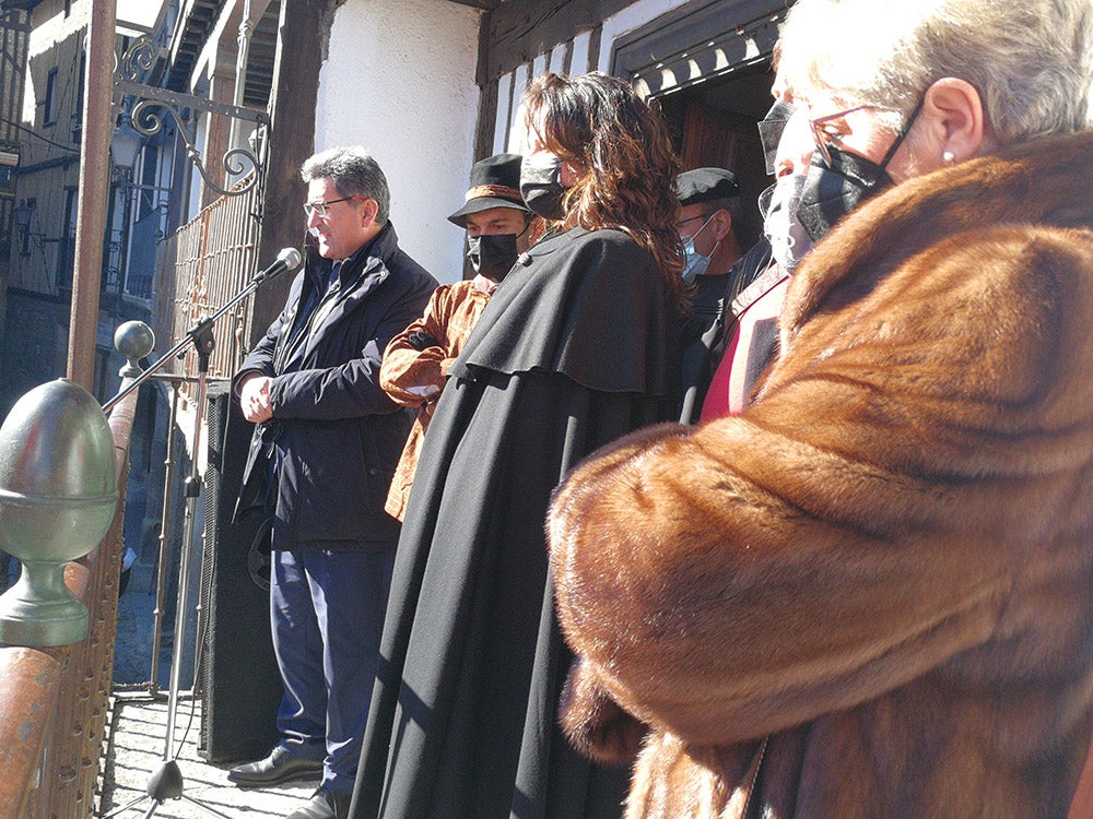 La Alberca recuerda la solidaridad del pueblo en la rifa del marrano de San Antón