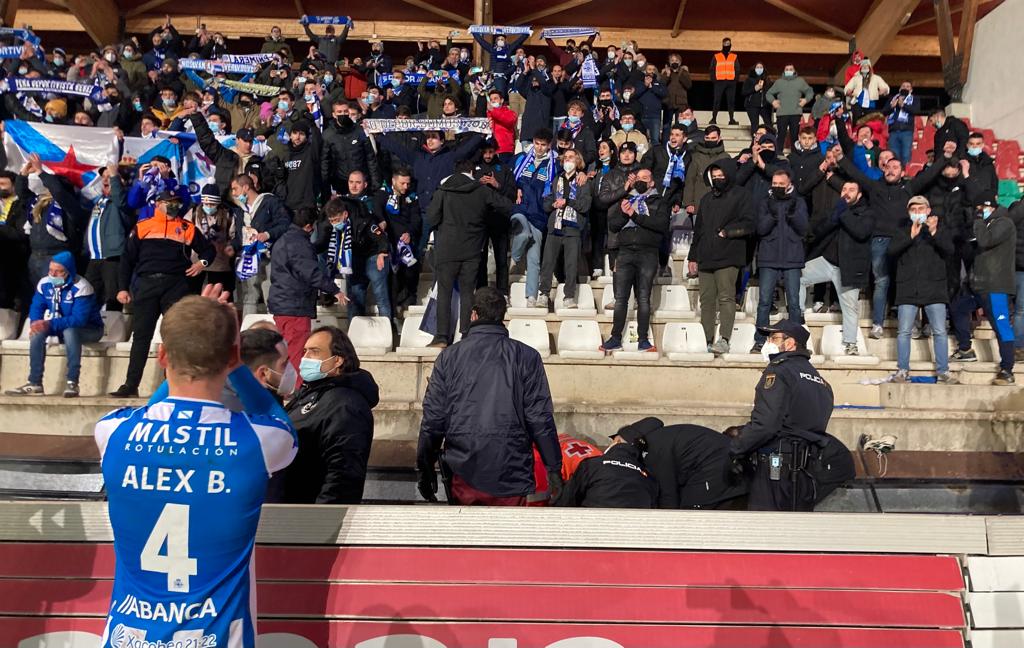 Fotos: La grada del estadio Río de la Plaza de Zamora se viene abajo