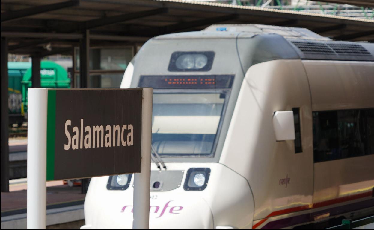 El alcalde insiste en que Salamanca debe recuperar todas las frecuencias del tren Alvia por Madrid