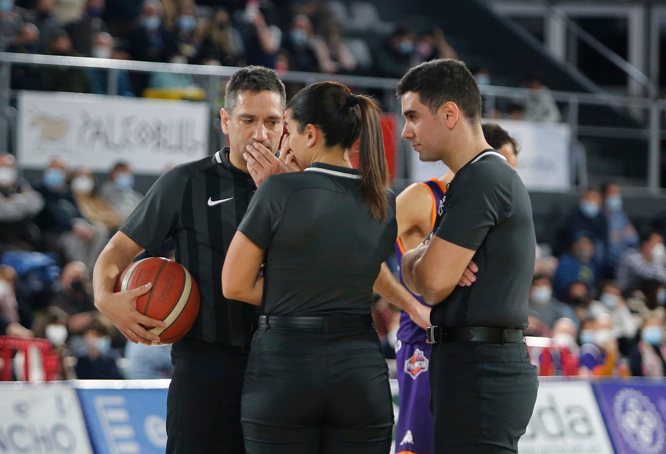 EasyCharger Palencia Baloncesto 74 - 83 C.B Prat