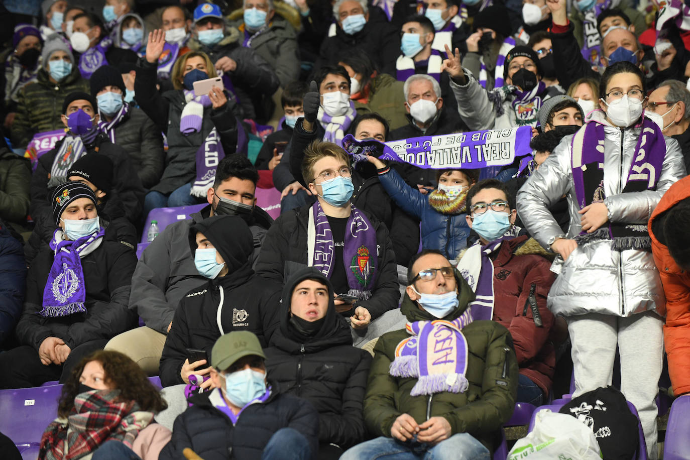 Fotos: Búscate en la grada del Real Valladolid-Sporting (1/4)