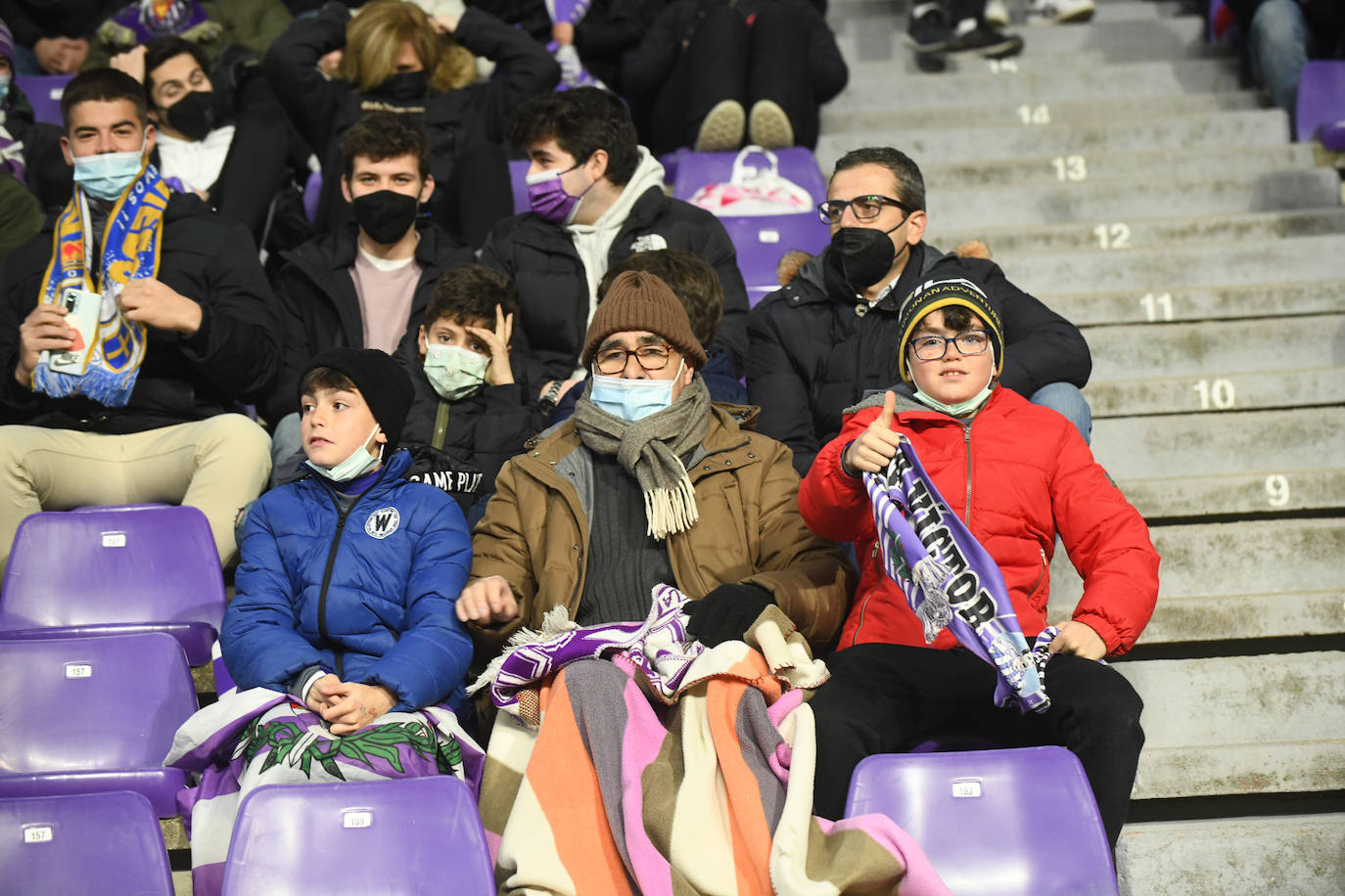 Fotos: Búscate en la grada del Real Valladolid-Sporting (1/4)
