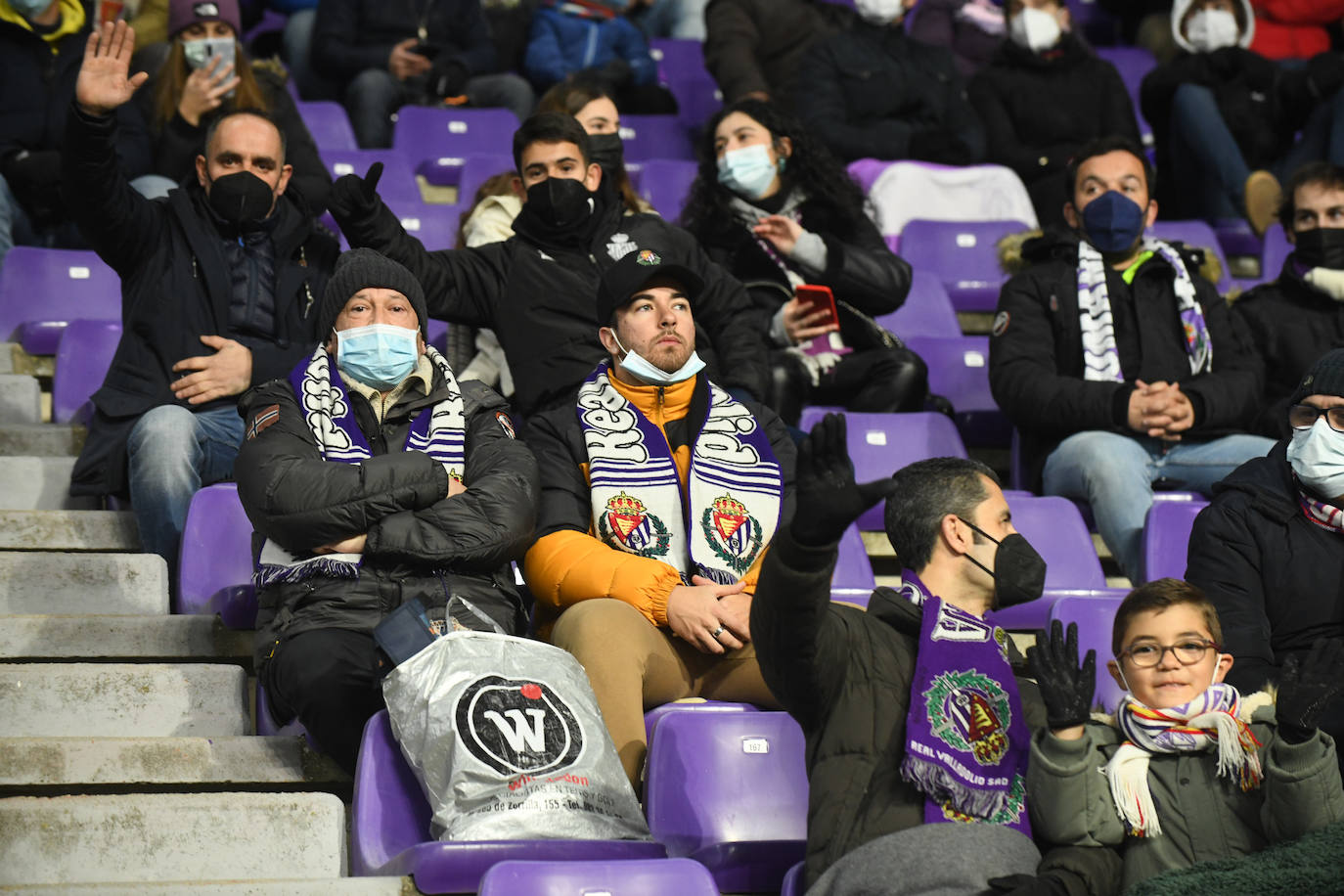 Fotos: Búscate en la grada del Real Valladolid-Sporting (1/4)