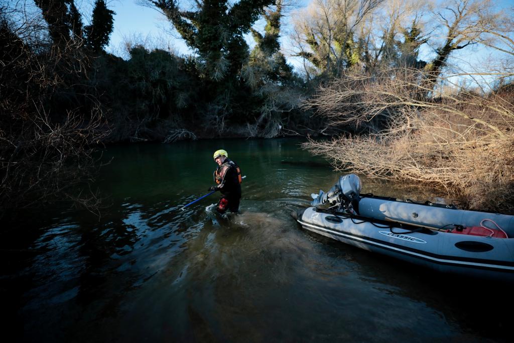 Los voluntarios de Asocación Desaparecidos prestan su apoyo en Traspinedo. 