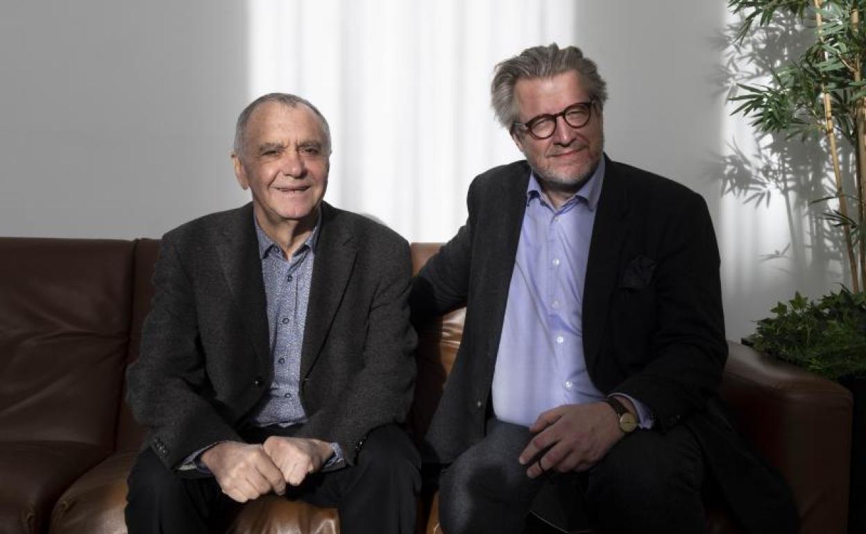 Gilles Lipovetsky y Philipp Blom, en el Calderón. 