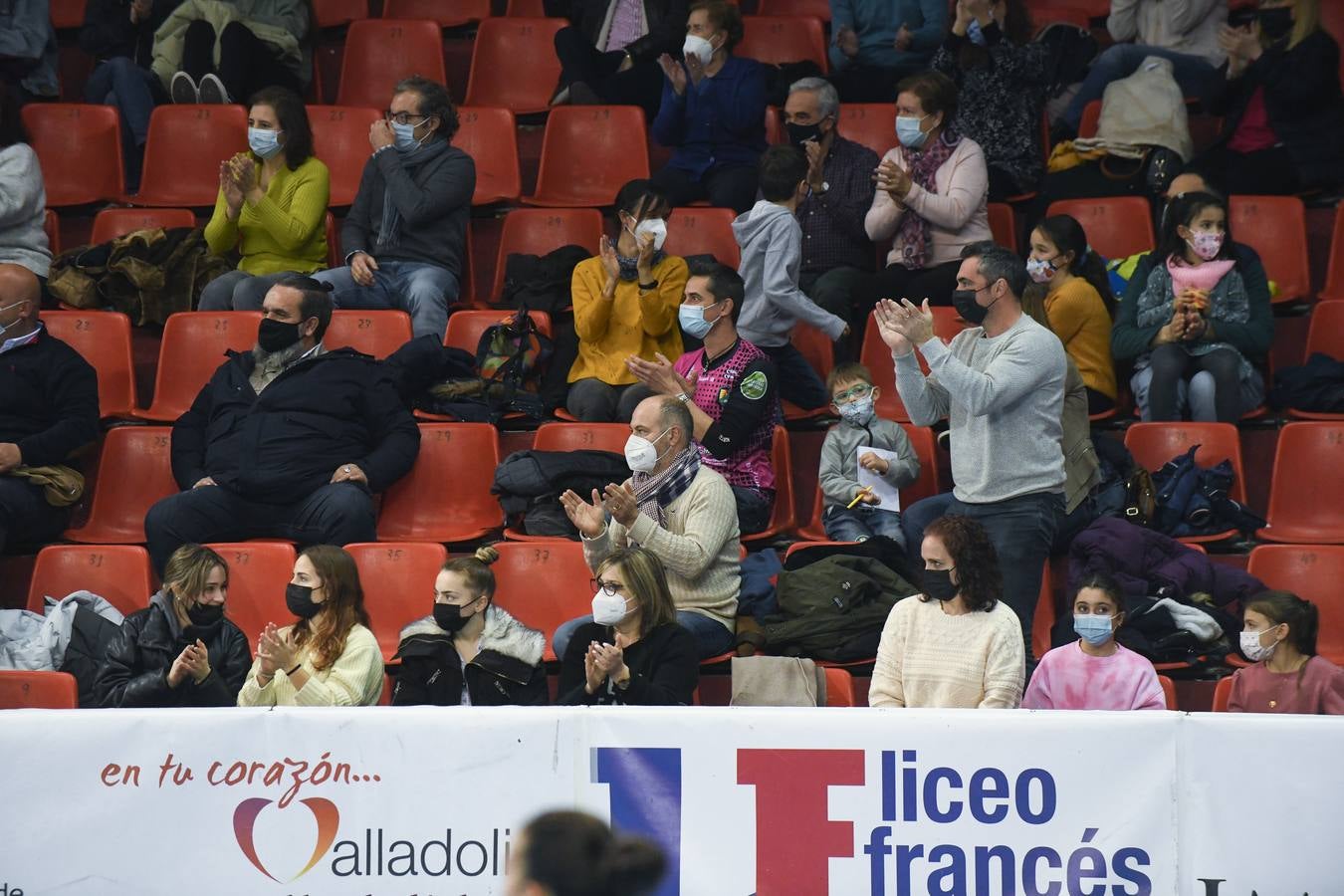 Fotos: El Caja Rural Aula estará en la fase final de la Copa de la Reina tras vencer al Porriño 30-22