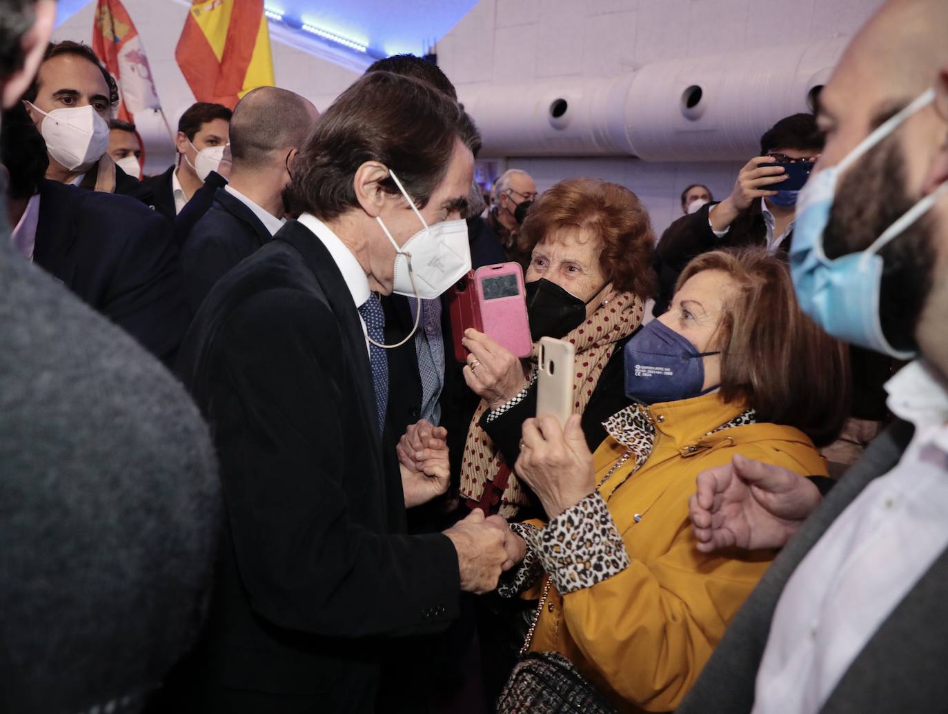 Fotos: Aznar y Mañueco, en Valladolid