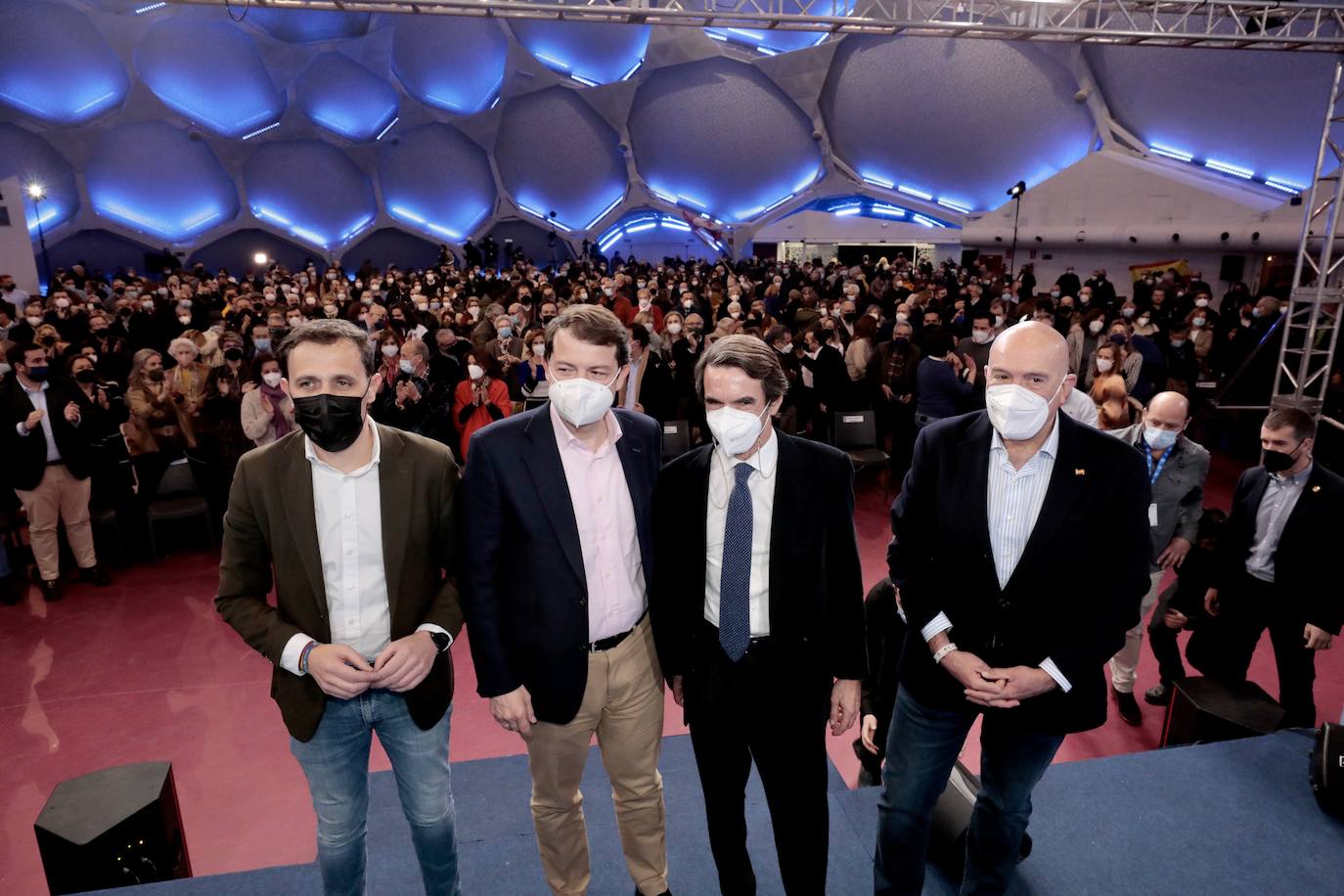 Fotos: Aznar y Mañueco, en Valladolid