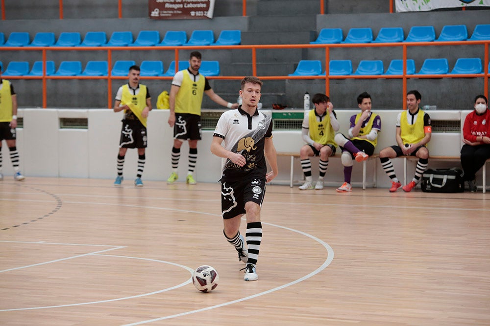 Unionistas FS se hace más líder goleando al Intersala Zamora (6-1)