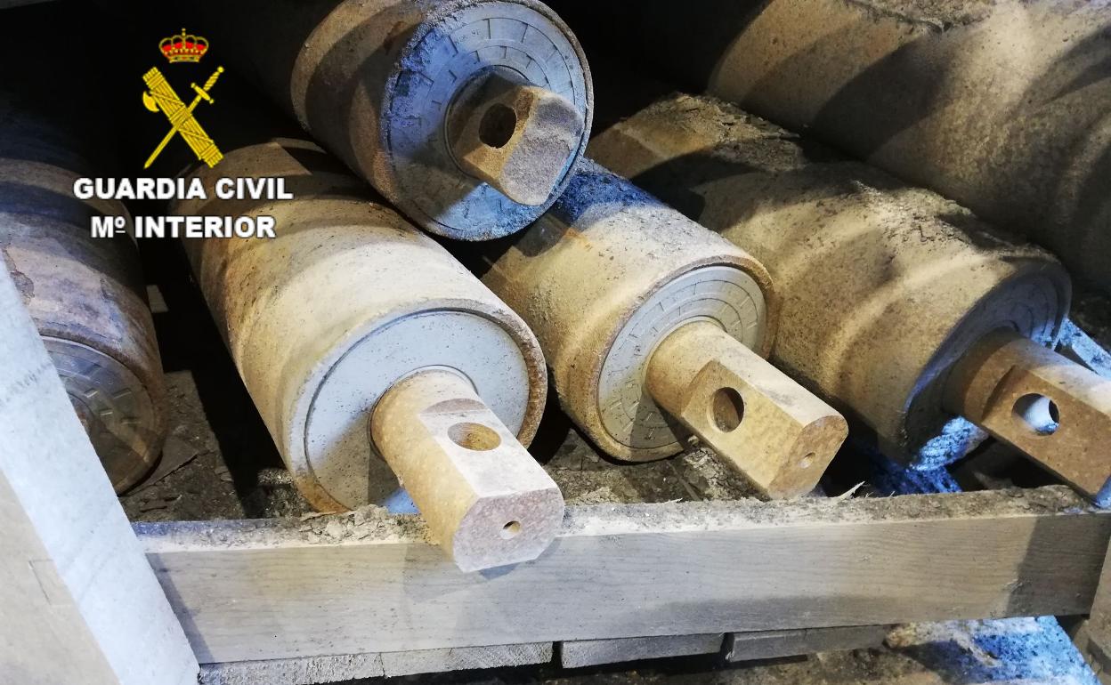 Parte de los objetos sustraídos. 