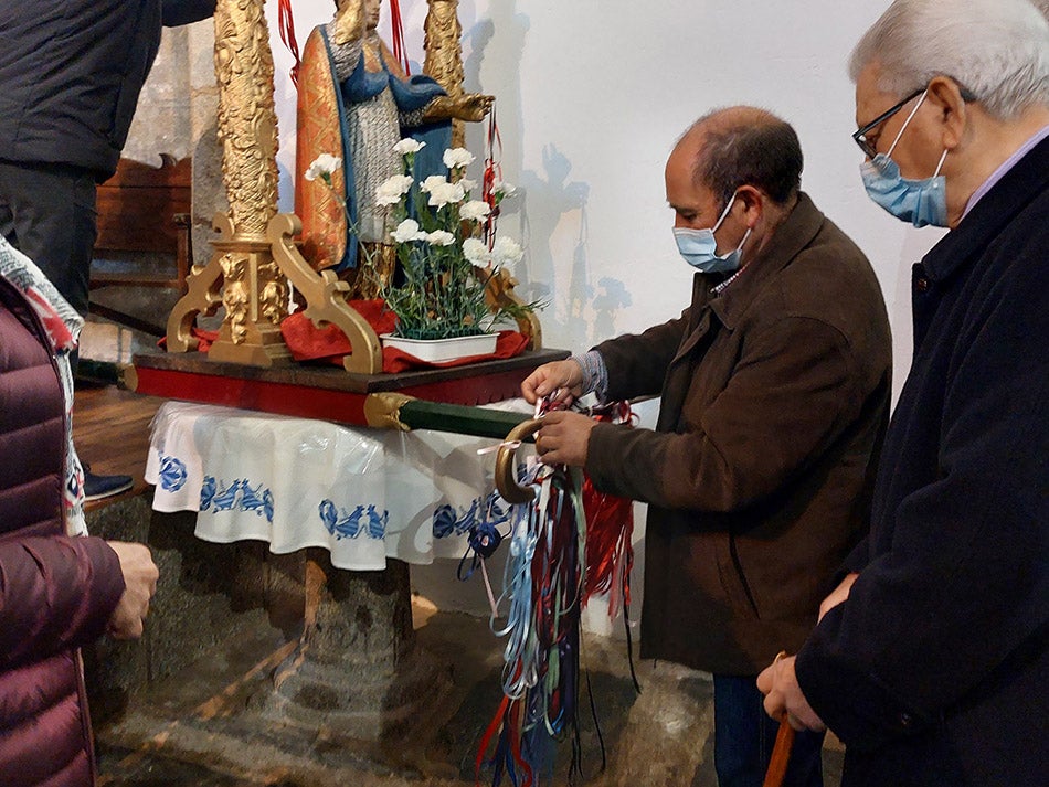 San Blas protege las gargantas de los vecinos de Herguijuela de la Sierra