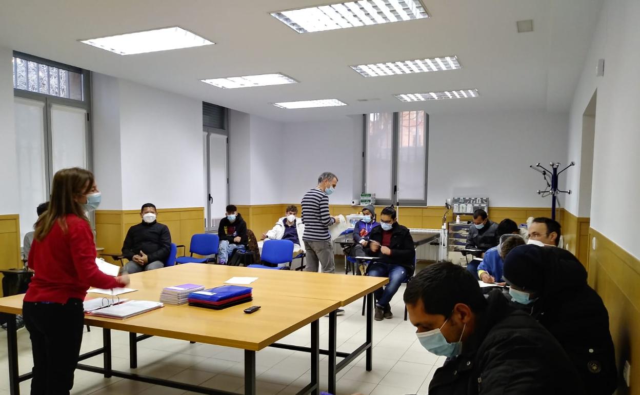 Prearación para comenzar el curso de Operario de Instalación Solar Fotovoltaica. 