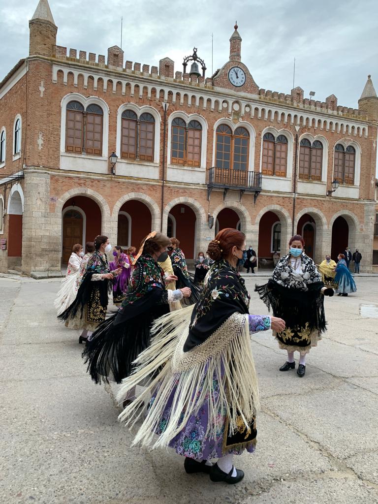 Fotos: Bailes de Santa Águeda en Tiedra