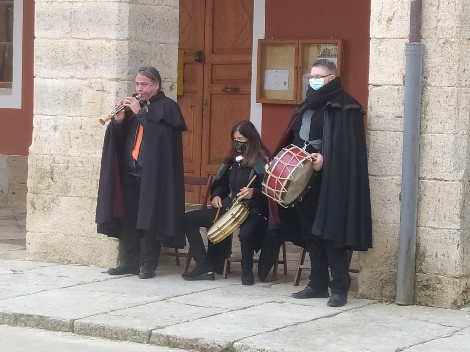 Fotos: Bailes de Santa Águeda en Tiedra