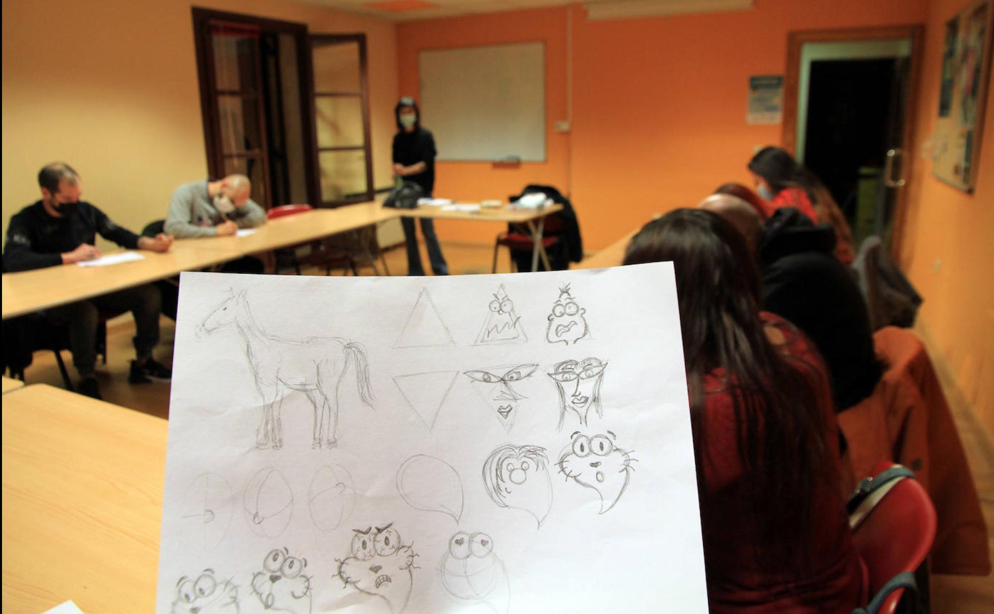 Taller de cómic y creación de personajes que se imparte en las Casa Joven.