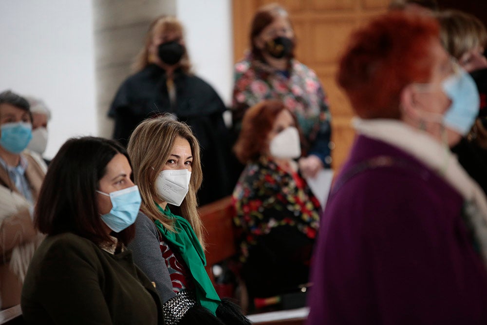 Santa Marta honra a Santa Águeda con una misa protagonizada por mujeres y la Plaza Mayor de Salamanca baile al son del tamboril charro