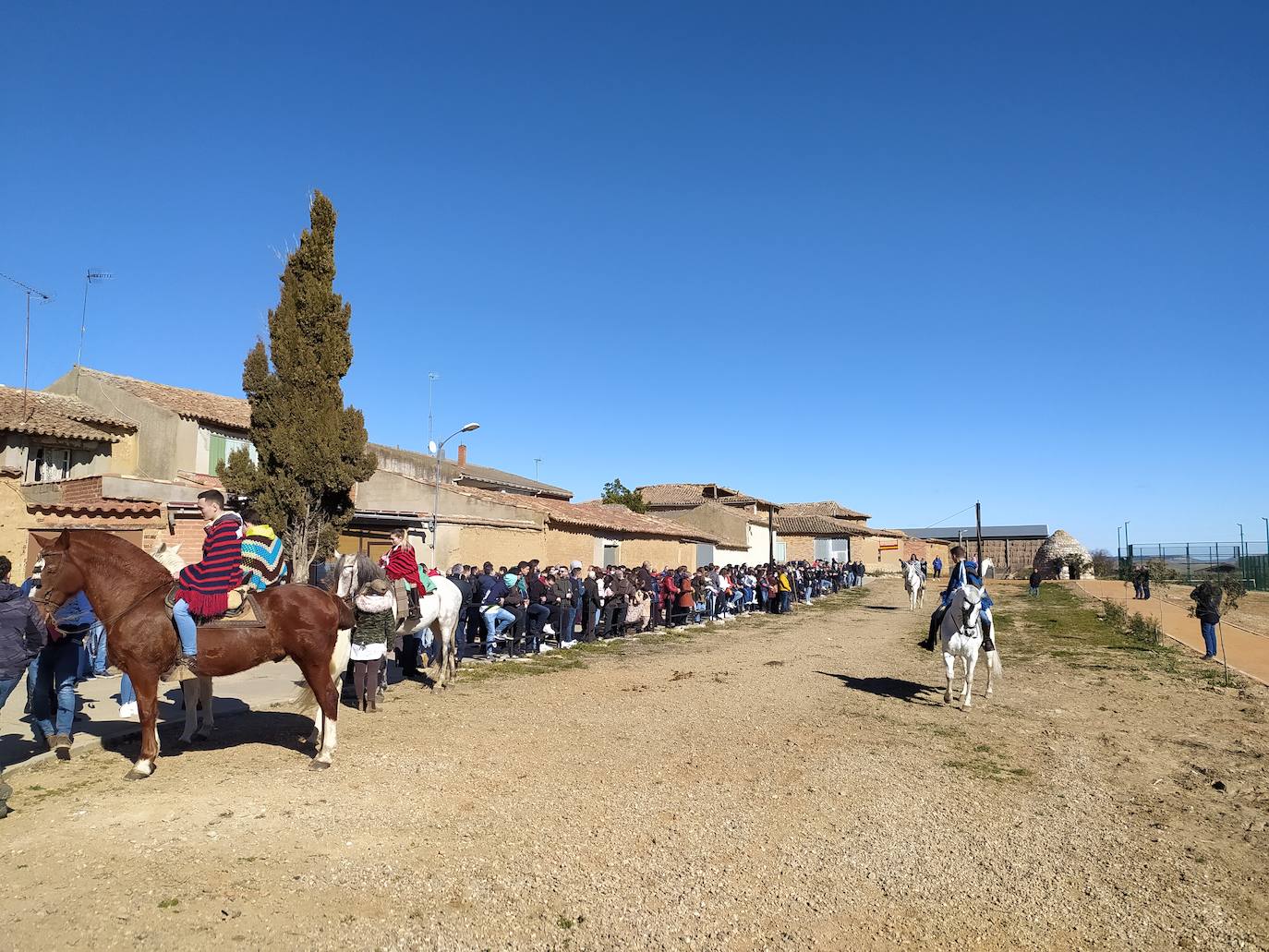 Carrera de cintas a caballo de Villagarcía de Campos y Tordehumos. 