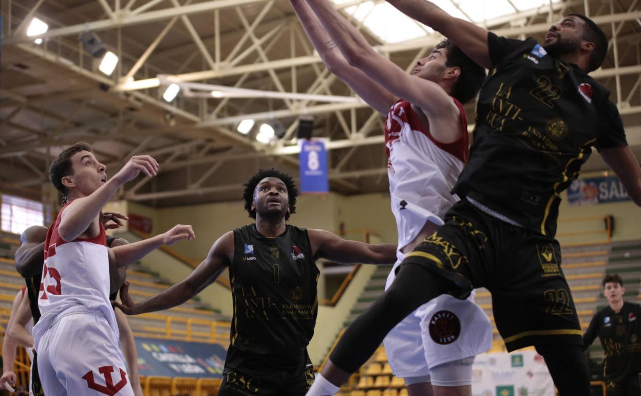 El Usal La Antigua 'esconde' sus bajas y vence al Culleredo (55-83)