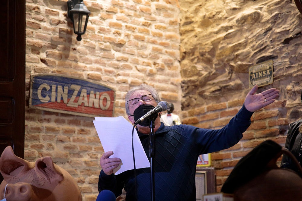 La exposición de enseres típicos y el pregón-homenaje inauguran las XXXVI Jornadas de la Matanza Típica de Guijuelo