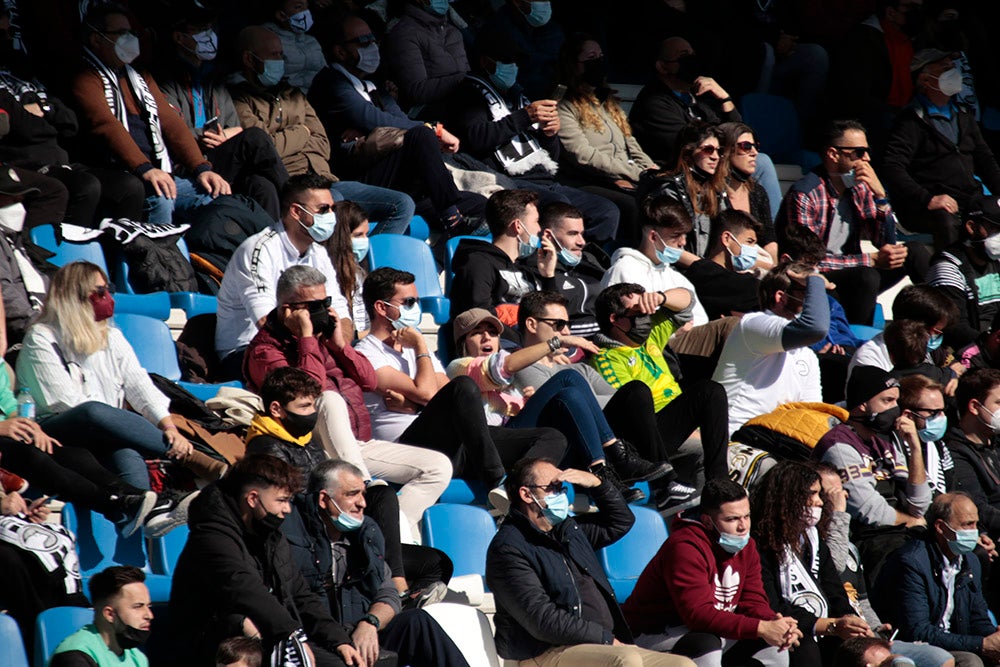 Unionistas golea al Talavera en otra comunión perfecta con el Reina Sofía y su afición (4-1)