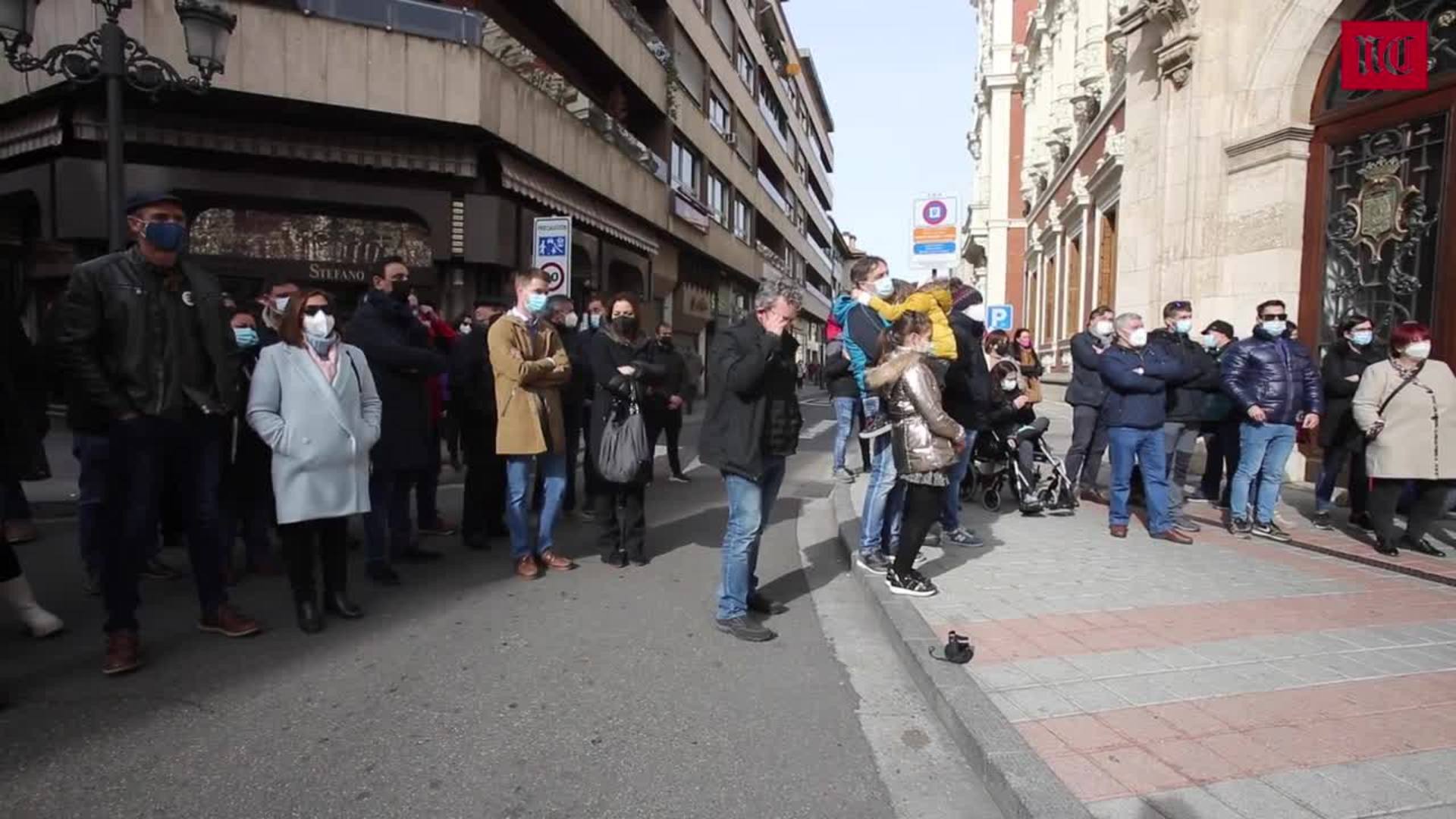 Los bomberos exigen la profesionalización del servicio en la provincia de Palencia