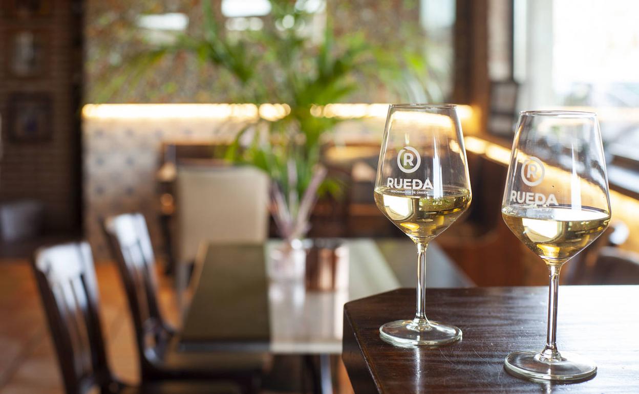 Los vinos de la DO Rueda copan las mejores puntuaciones en una cata de verdejos españoles de 'Decanter'