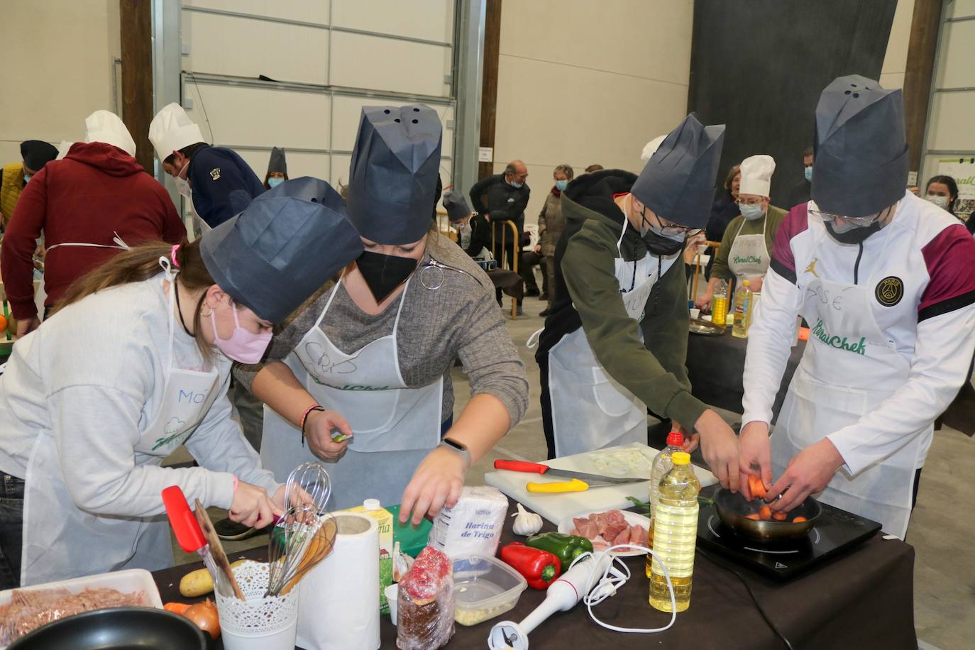 Fotos: Aspirantes a cocineros en Hornillos de Cerrato