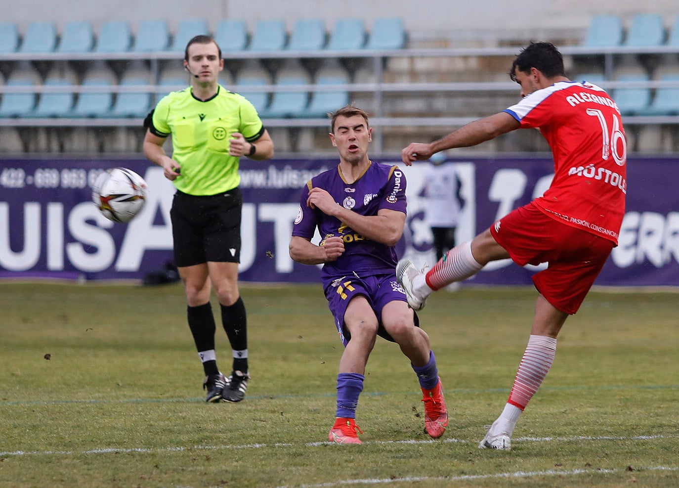 Palencia Cristo Atlético 2 - 0 Móstoles