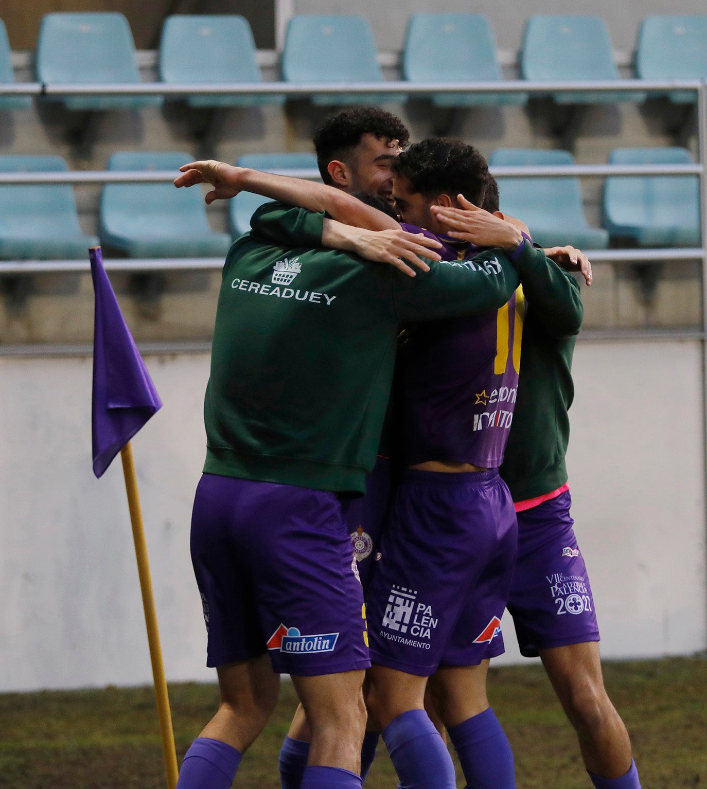 Palencia Cristo Atlético 2 - 0 Móstoles