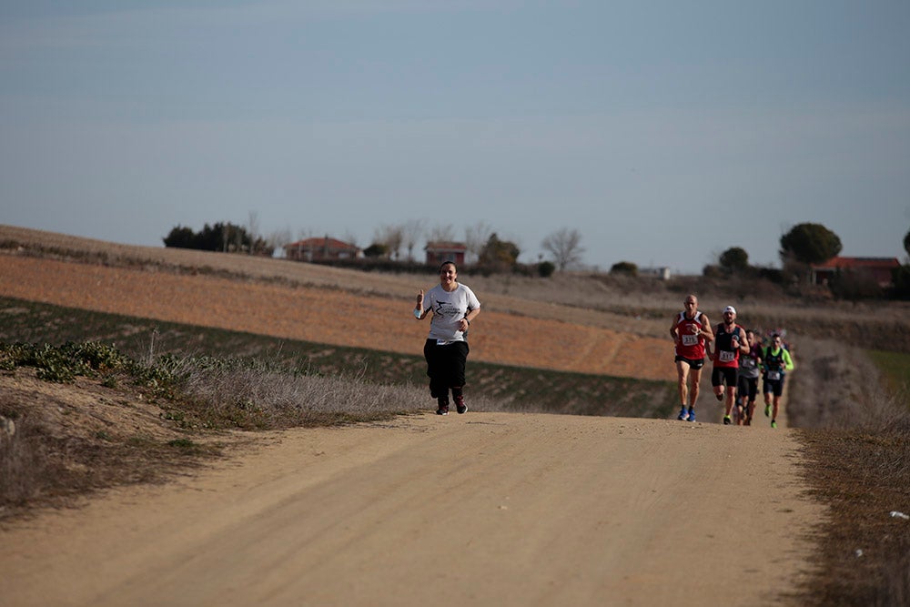 Manuel Vicente Tejedor y Verónica Sánchez culminaron sus correspondientes triunfos en la Liga de Cross imponiéndose en la última jornada en Cabrerizos