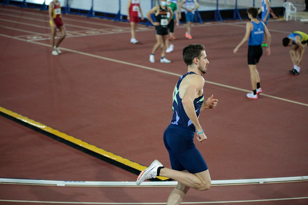 Hortelano y Erta logran la mínima mundialista en 400 en Salamanca, Óscar Husillos abandona y Álvaro de Arriba se queda cerca en 800