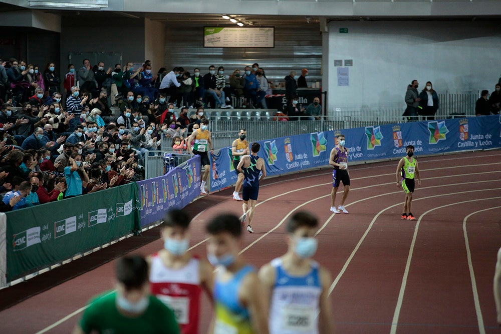 Hortelano y Erta logran la mínima mundialista en 400 en Salamanca, Óscar Husillos abandona y Álvaro de Arriba se queda cerca en 800