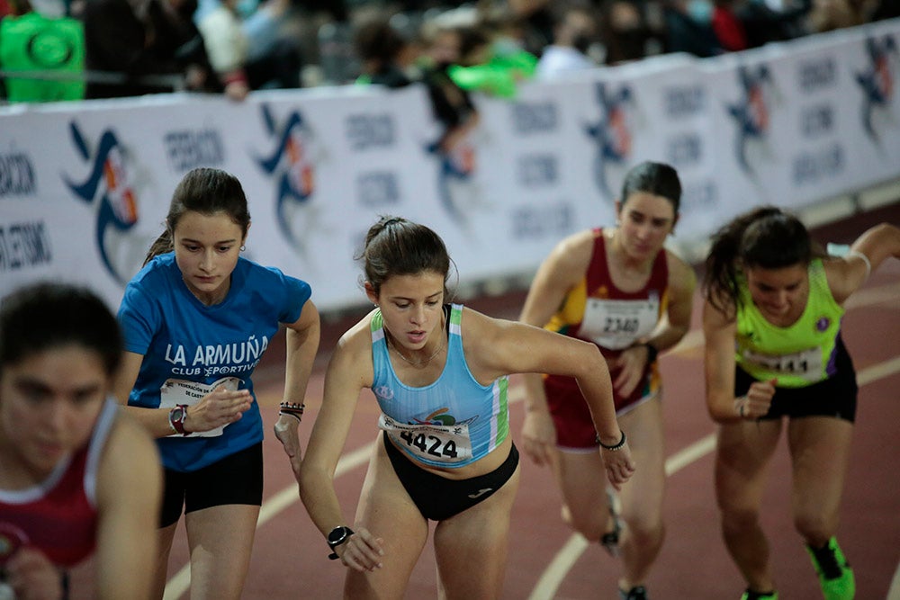 Hortelano y Erta logran la mínima mundialista en 400 en Salamanca, Óscar Husillos abandona y Álvaro de Arriba se queda cerca en 800
