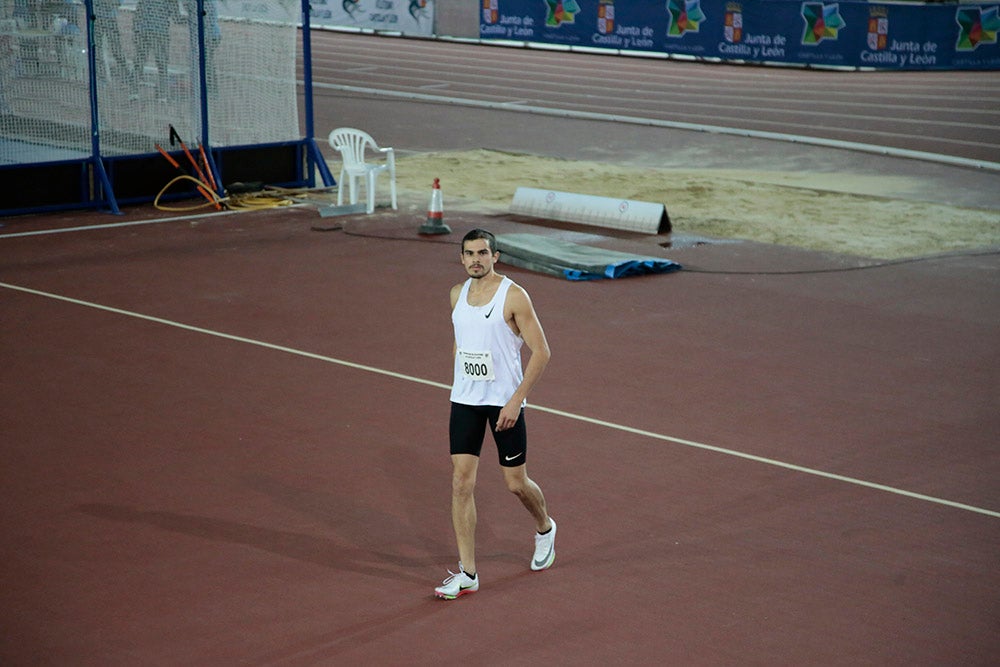 Hortelano y Erta logran la mínima mundialista en 400 en Salamanca, Óscar Husillos abandona y Álvaro de Arriba se queda cerca en 800
