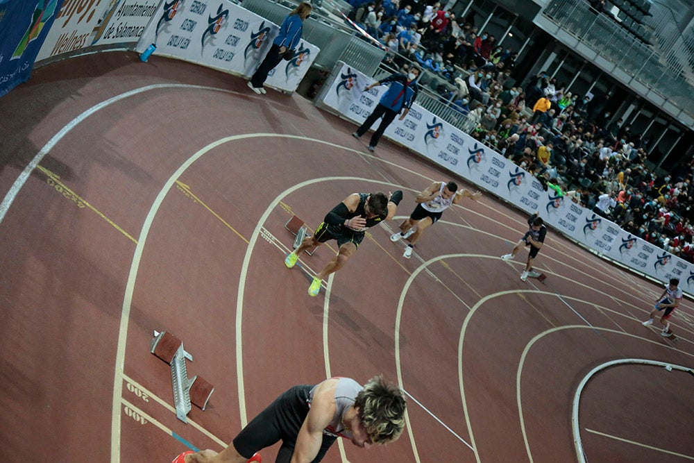 Hortelano y Erta logran la mínima mundialista en 400 en Salamanca, Óscar Husillos abandona y Álvaro de Arriba se queda cerca en 800