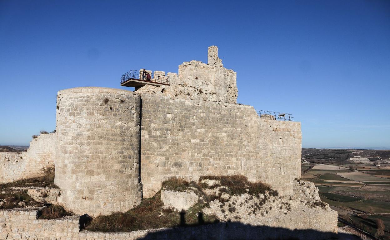 El castillo de Castrojeriz es sin duda un reclamo turístico de primer nivel en la comarca. 