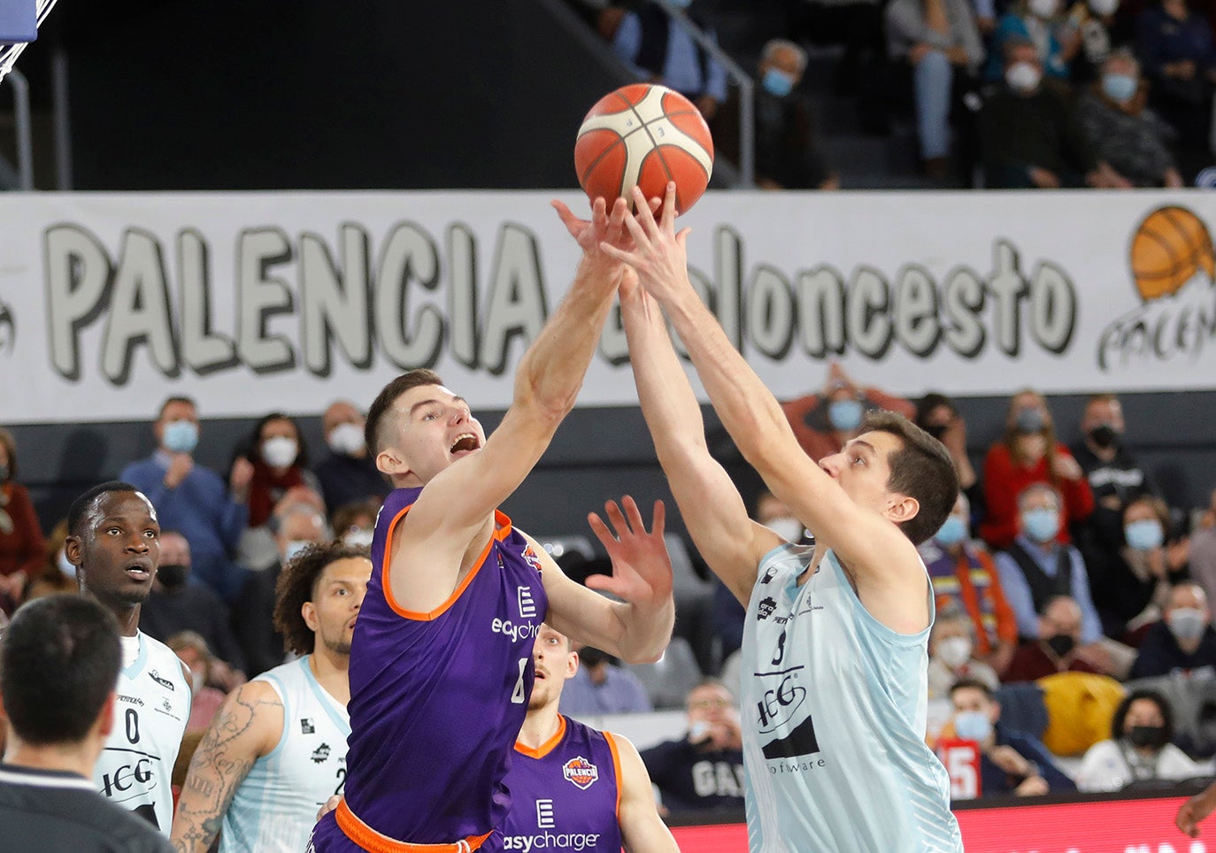 EasyCharger Palencia 62 - 63 ICG Força Lleida 