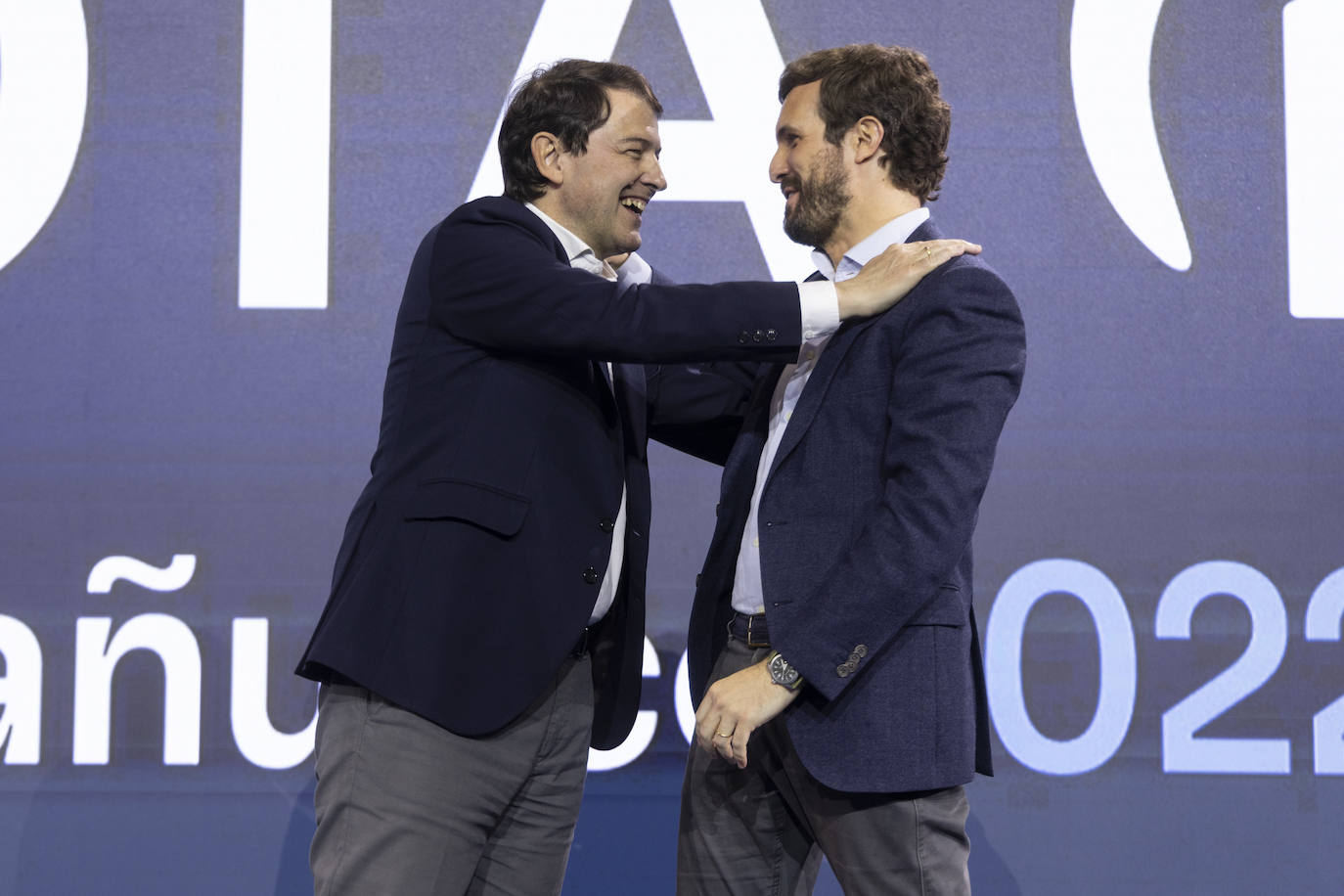 Alfonso Fernández Mañueco y Pablo Casado, en el cierre de la campaña electoral del 13-F.