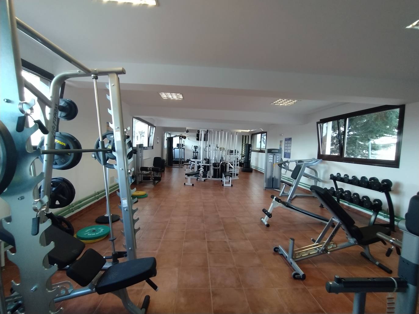 Fotos: Inauguración del gimnasio municipal de Villalón de Campos (1/2)