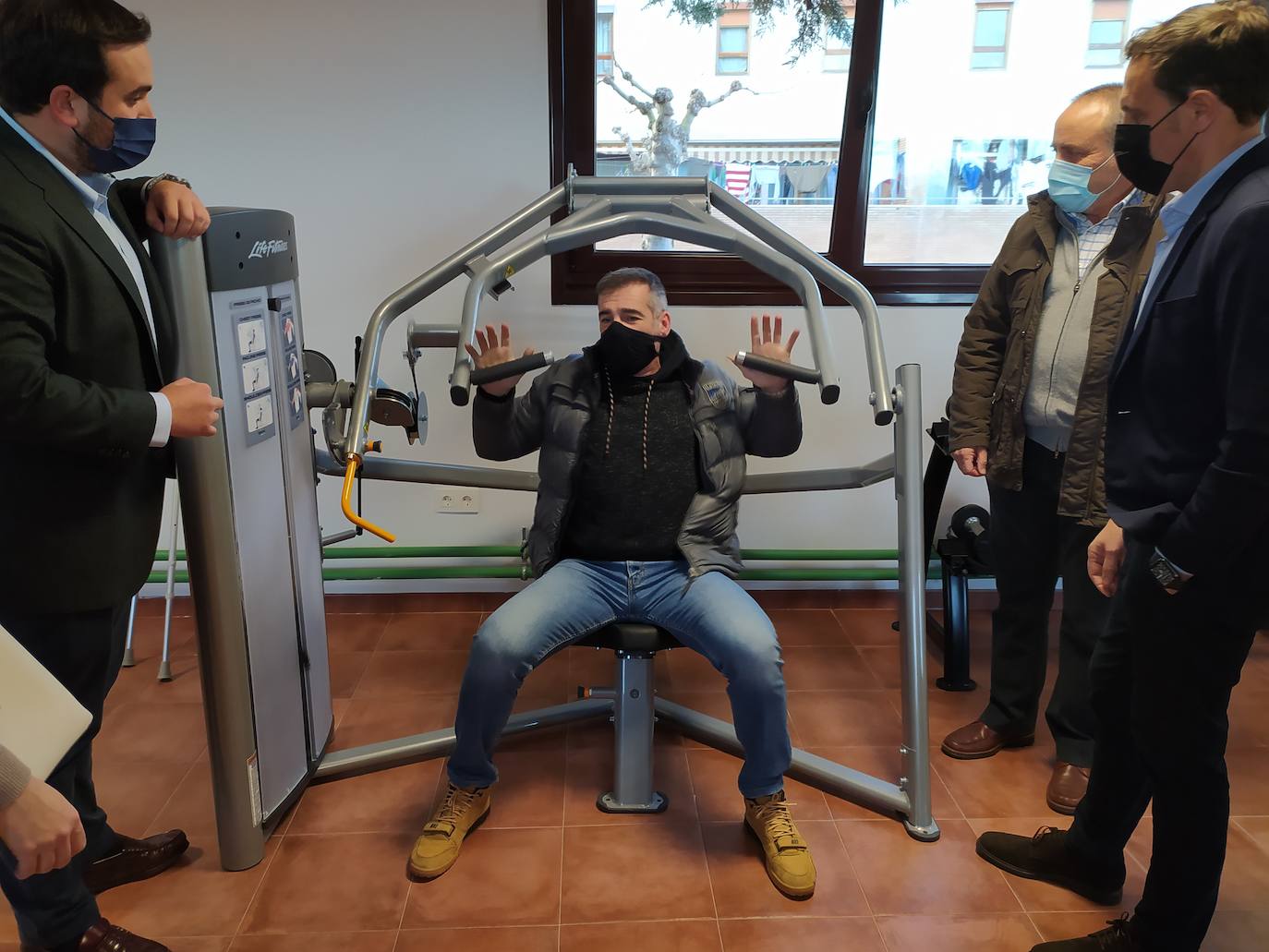 Fotos: Inauguración del gimnasio municipal de Villalón de Campos (2/2)